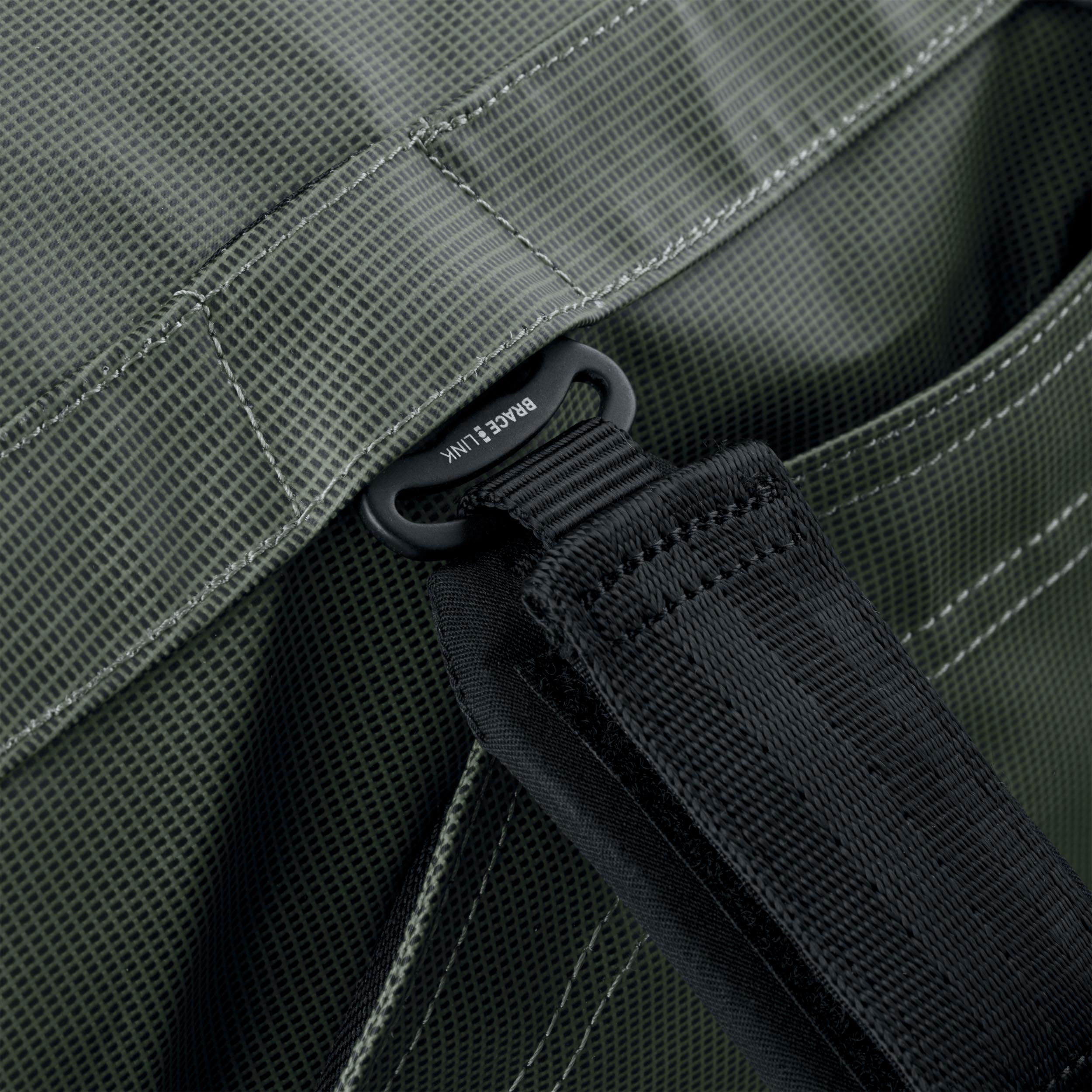 #Colour_dark olive - black