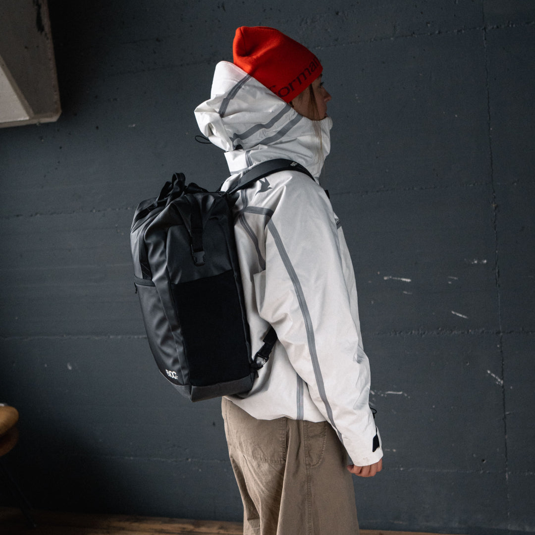 #Colour_carbon grey - black