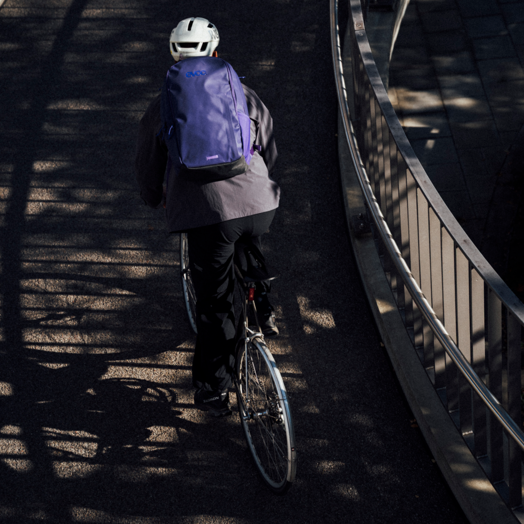 #Colour_violet - black